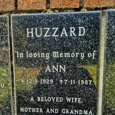 HUZZARD Ann 1929-1987