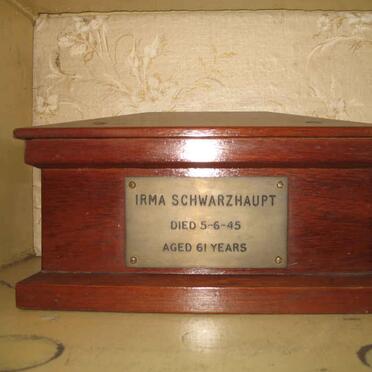 SCHWARZHAUPT Irma -1945