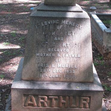 ARTHUR Peter -1939 &amp; Margaret -1933