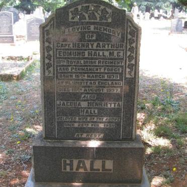 HALL Henry Arthur Edmund, M.C. 1879-1937 &amp; Jacoba Henrietta -1959
