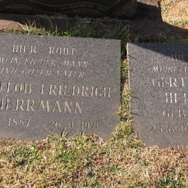 HERRMANN Gottlob Friedrich 1887-1971 &amp; Gertrud Luise RETZLAFF 1903-1982