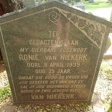 NIEKERK Ronie, van -1939