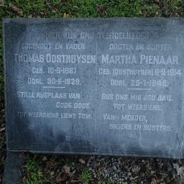 OOSTHUYSEN Thomas 1887-1929 :: PIENAAR Martha nee OOSTHUYSEN 1914-1945