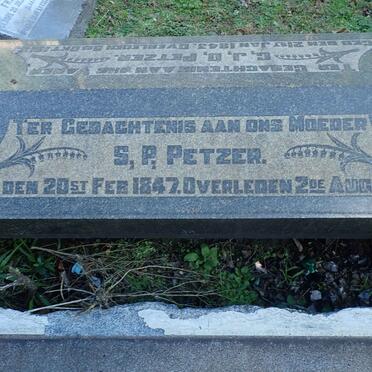 PETZER C.J.D. 1843-1915 :: PETZER S.P. 1847-1922