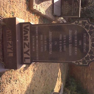 ZYL Johannes Abraham, van 1880-1940 &amp; Johanna Christina 1884-1970