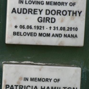 GIRD Audrey Dorothy 1921-2010 :: CLARK Patricia Hamilton 1926-2010