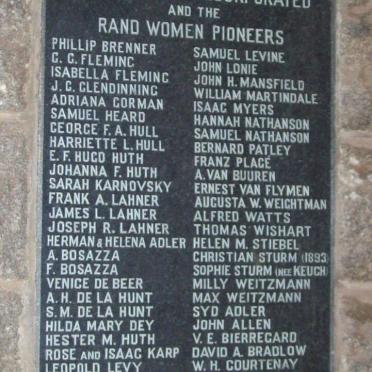 Plaque 09