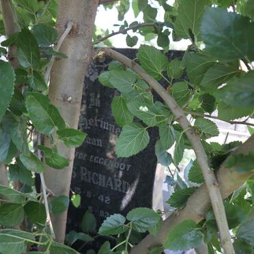 ? James Richard 1942-1983_1