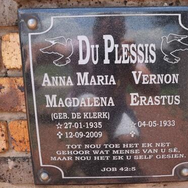 PLESSIS Vernon Erastus, du 1933- & Anna Maria Magdalena DE KLERK 1935-2009