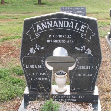ANNANDALE Ockert P.J. 1940-  &amp; Linda M. 1945-1995