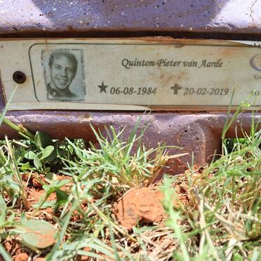 AARDE Quinton Pieter, van 1984-2019