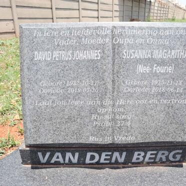 BERG David Petrus Johannes 1932-2019 & Susanna Magritha FOURIE 1935-2018