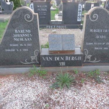 BERGH Barend Johannes Nicolaas, van den 1912-1992 & Magrietha Alida PELSER 1911-1985