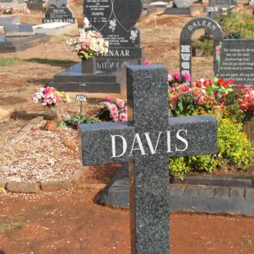 DAVIS Frederick 1939-2000