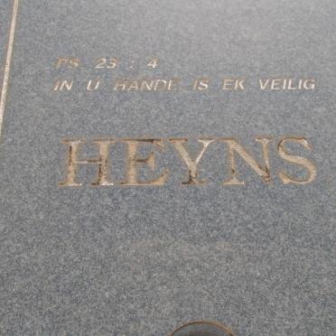 HEYNS Johan 1921-1997