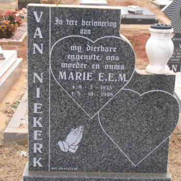 NIEKERK Marie E.E.M., van 1935-1998