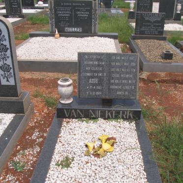 NIEKERK Assie, van 1932-1984