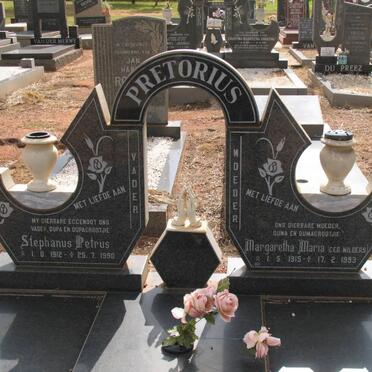 PRETORIUS Stephanus Petrus 1912-1990 &amp; Margaretha Maria WILBERS 1915-1993