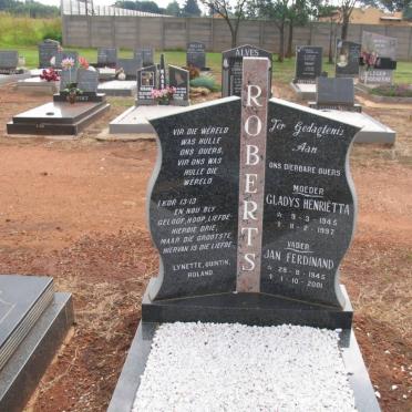 ROBERTS Jan Ferdinand 1945-2001 &amp; Gladys Henrietta 1945-1997