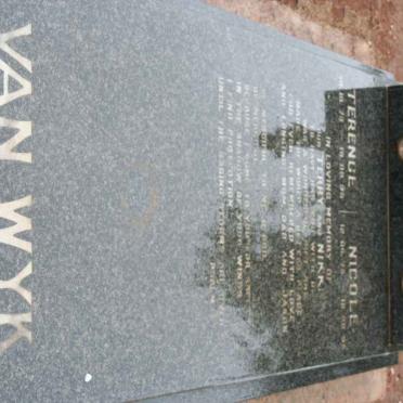 WYK Terence, van 1973-1995 :: VAN WYK Nicole 1975-1995