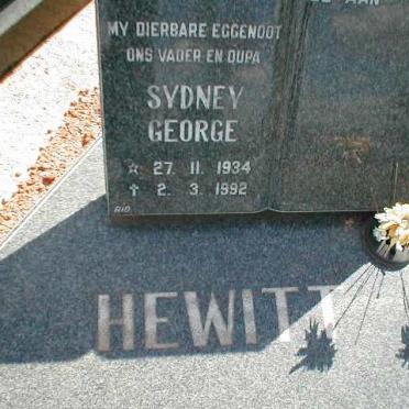 HEWITT Sydney George 1934-1992