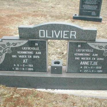 OLIVIER At 1913-1985 &amp; Annetjie 1908-1985