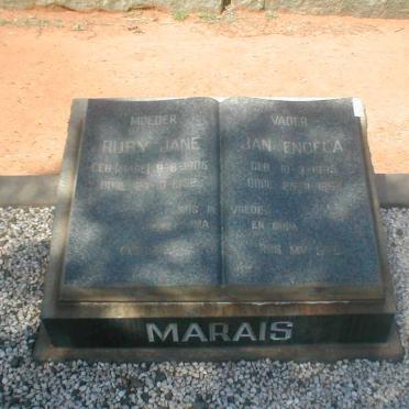 MARAIS Jan Engela 1905-196? &amp; Ruby Jane MARE 1905-1952