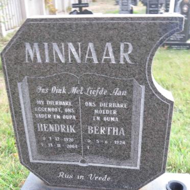 MINNAAR Hendrik 1920-2004 &amp; Bertha 1924-