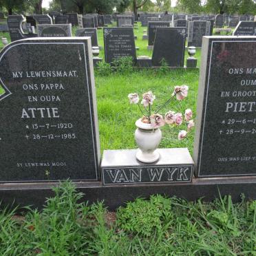 WYK Attie, van 1920-1985 &amp; Pietie 1923-2015