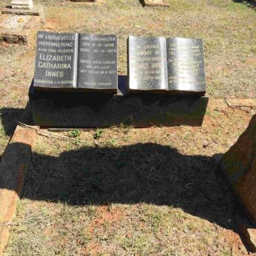 INNES George 187?-1962 &amp; Elizabeth Catharina formerly v.d.MERWE 1886-1972