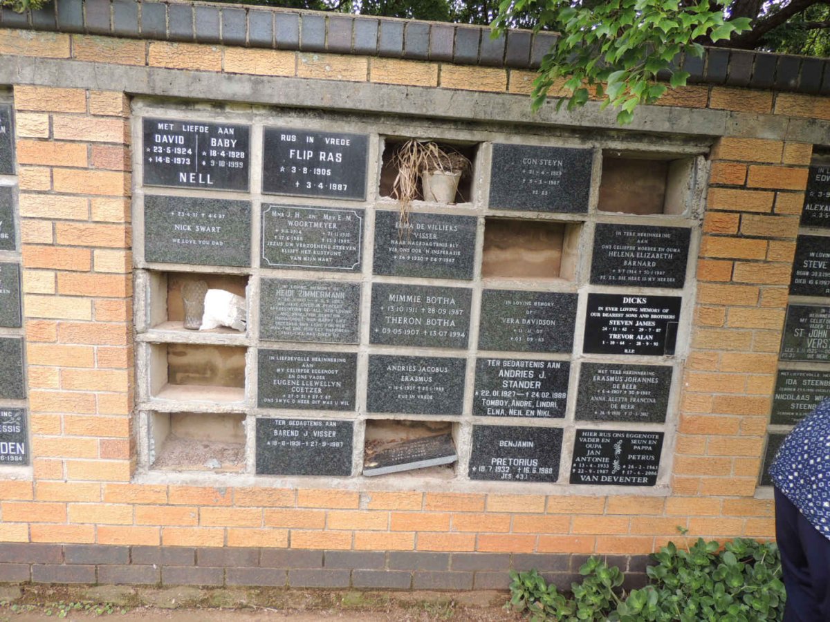 54. Memorial wall