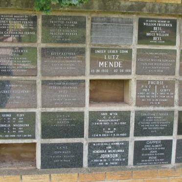 09. Memorial wall