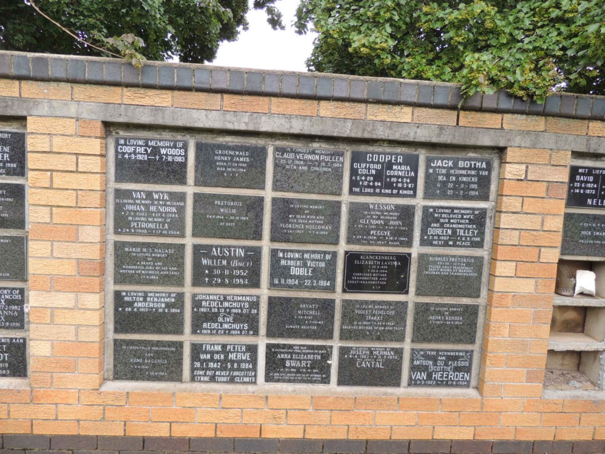 55. Memorial wall