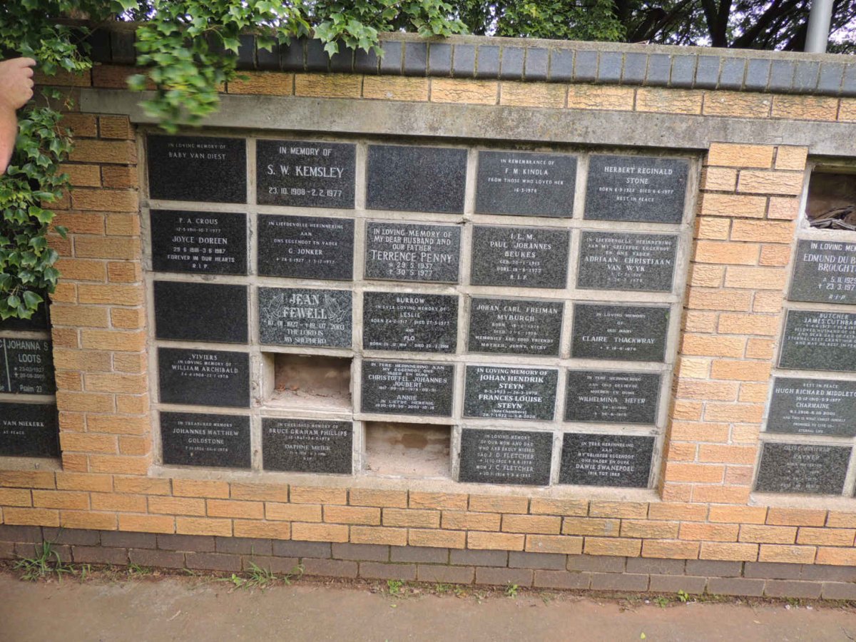 43. Memorial wall