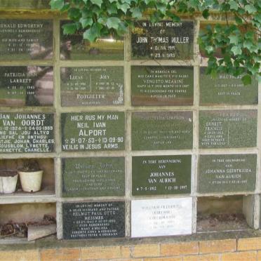 07. Memorial wall