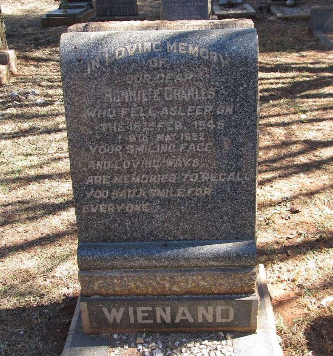 WIENAND Ronnie -1945 :: WIENAND Charles -1952