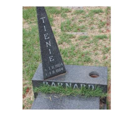 BARNARD Tienie 1984-1984