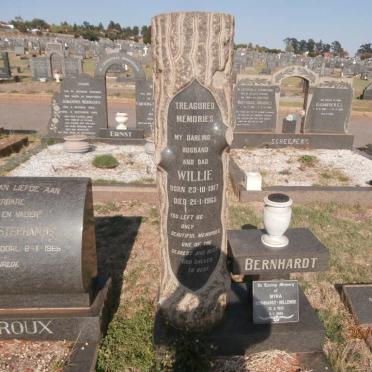 BERNHARDT Willie 1917-1965 &amp; Myra WILLEMSE 1923-2002