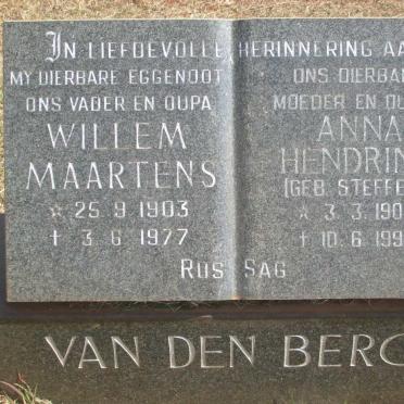 BERG Willem Maartens, van den 1903-1977 &amp; Anna Hendrina STEFFENS 1909-1996