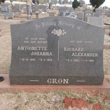 CRON Richard Alexander 1882-1962 &amp; Antoinette Johanna 1897-1959