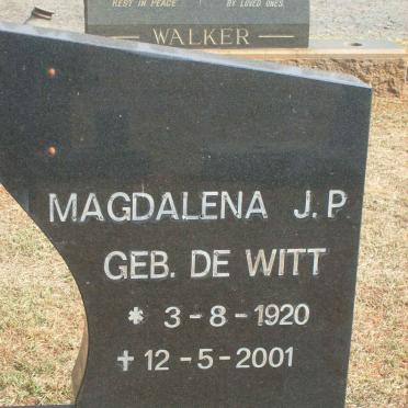 ESTERHUIZEN Magdalena J.P. DE WITT 1920-2001