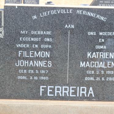 FERREIRA Filemon Johannes 1917-1980 &amp; Katriena Magdalena 1919-2010
