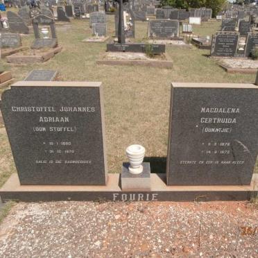 FOURIE Christoffel Johannes Adriaan 1880-1970 &amp; Magdalena Gertruida 1878-1972