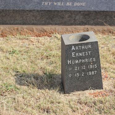 HUMPHRIES Arthur Ernest 1915-1987