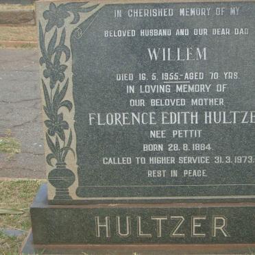 HULTZER Willem -1955 &amp; Florence Edith PETTIT 1884-1973