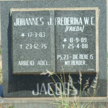 JACOBS Johannes J. 1903-1975 &amp; Frederika W.C. 1909-1988