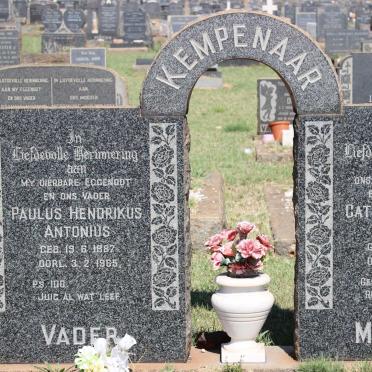 KEMPENAAR Paulus Hendrikus Antonius 1887-1965 &amp; Catharina Maria Elizabeth 1888-1972