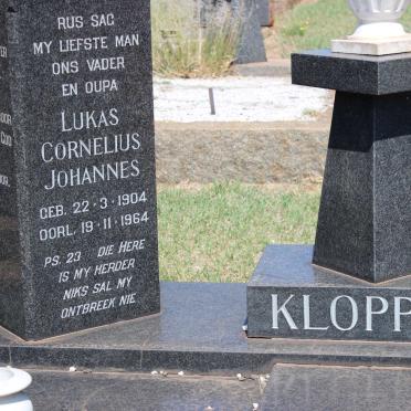KLOPPER Lukas Cornelius Johannes 1904-1964 &amp; Anna Magrietha Elizabeth 1905-1985