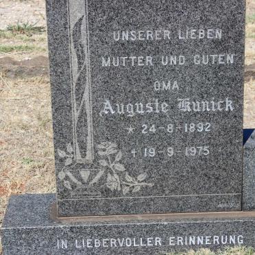 KUNICK Auguste 1892-1975