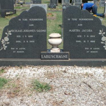 LABUSCHAGNE Nicolaas Johannes Salomo 1898-1968 &amp; Martha Jacoba 1905-1990